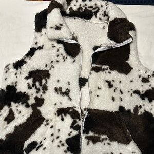 SHEIN Black and White Fleece Vest